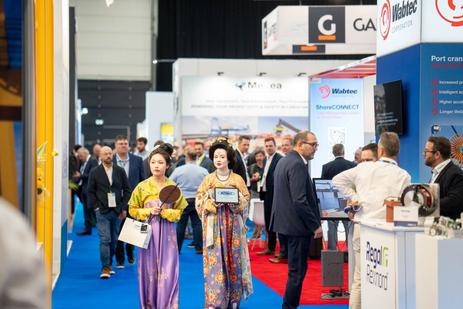 Event photographer tradeshow exhibition conference Rotterdam Ahoy